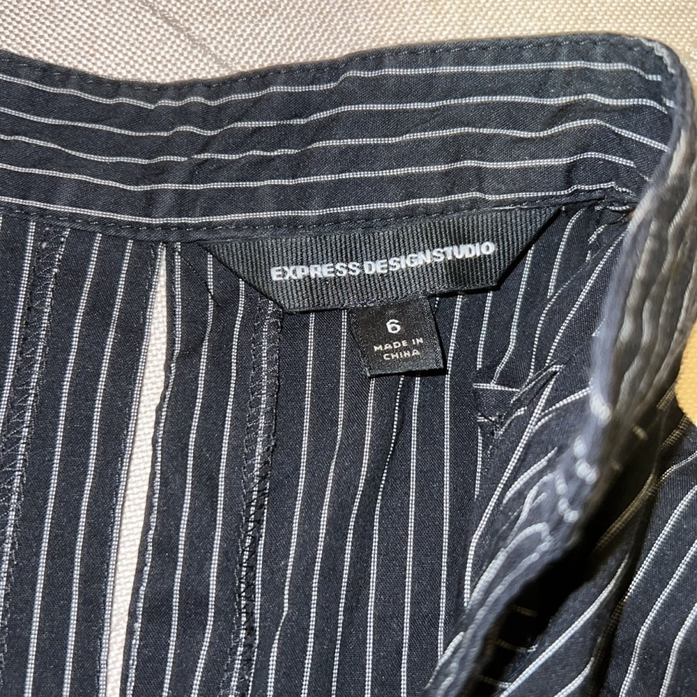 Express Pinstripe, pencil skirt dress - Picture 8 of 8